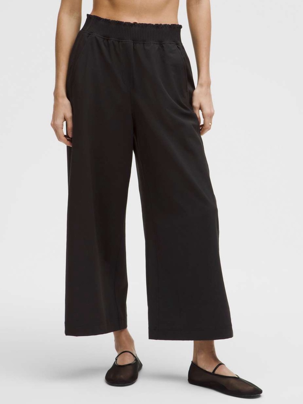 LULULEMON Stretch Woven Ruffle-Waist Wide-Leg Cropped Pant In Black - Picture 2 of 15